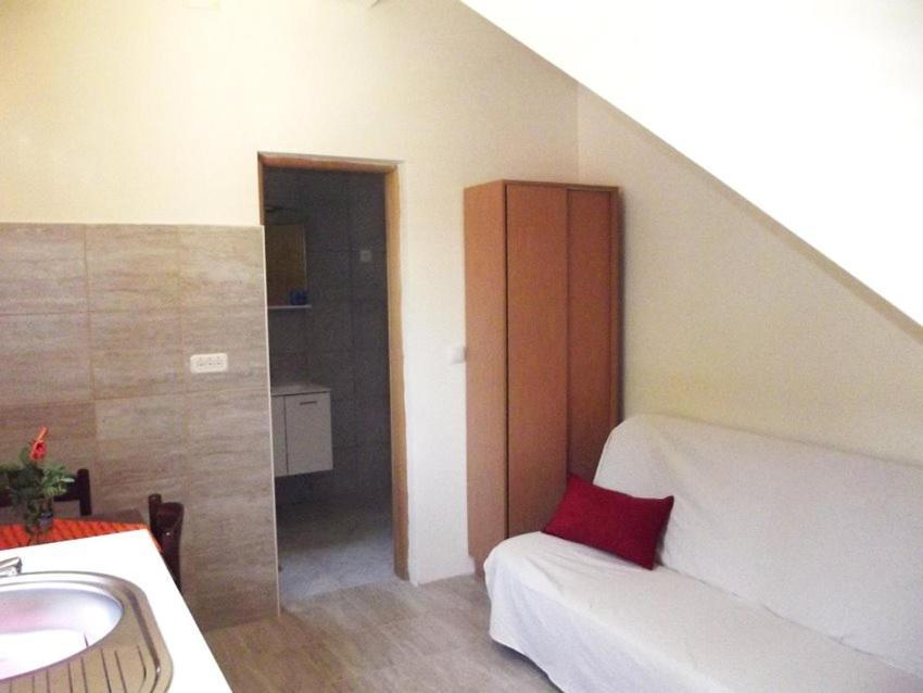 Apartmani Juliska Pirovac Zewnętrze zdjęcie